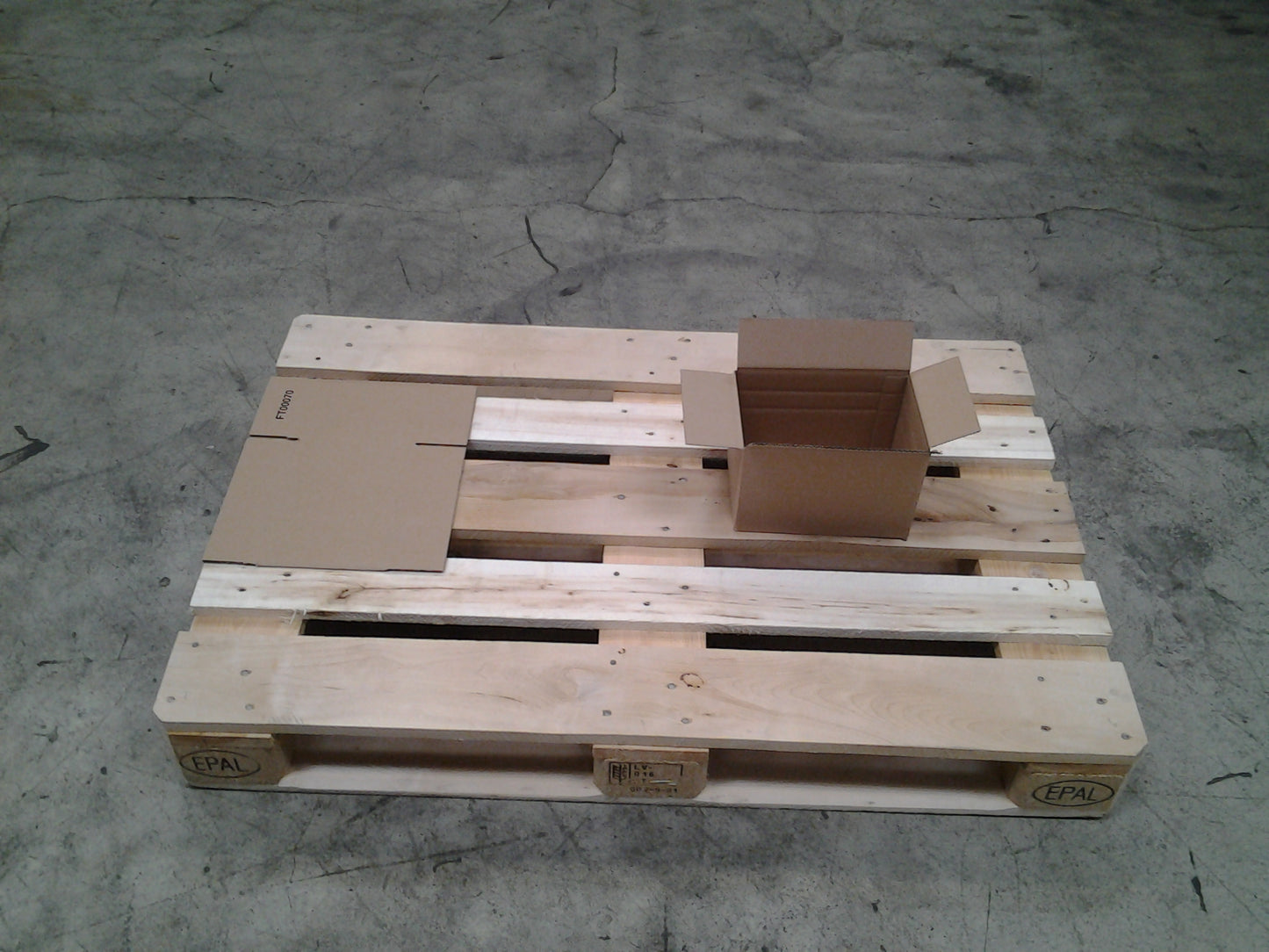Faltkarton 240 x 140 x 170 mm W1