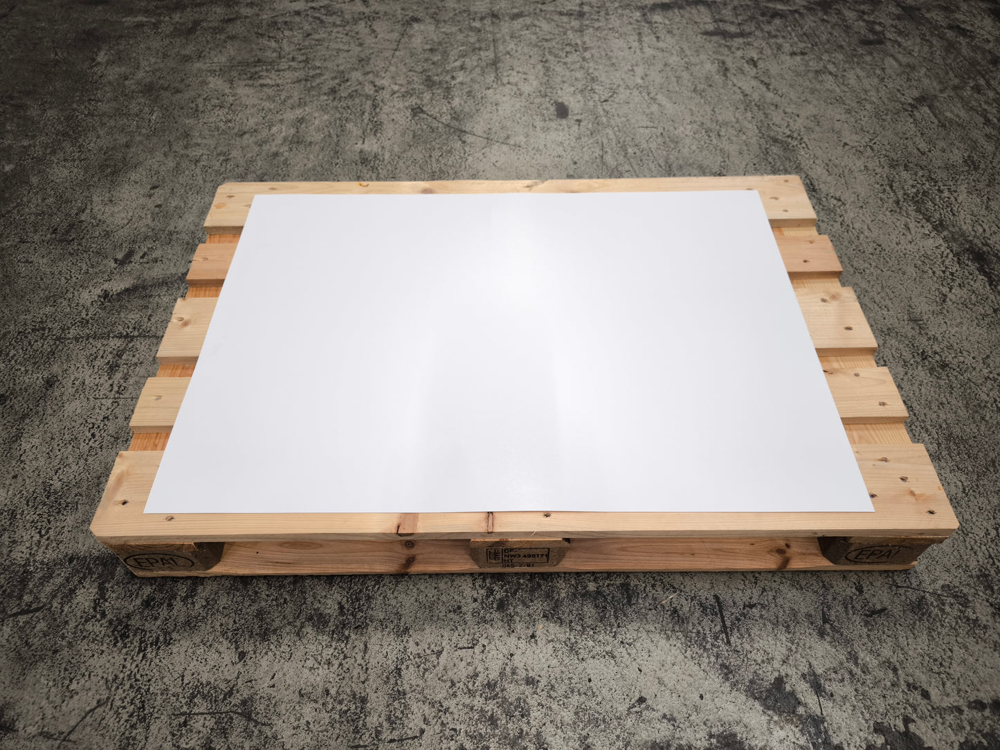 Format 1020 x 720 mm Vollpappe