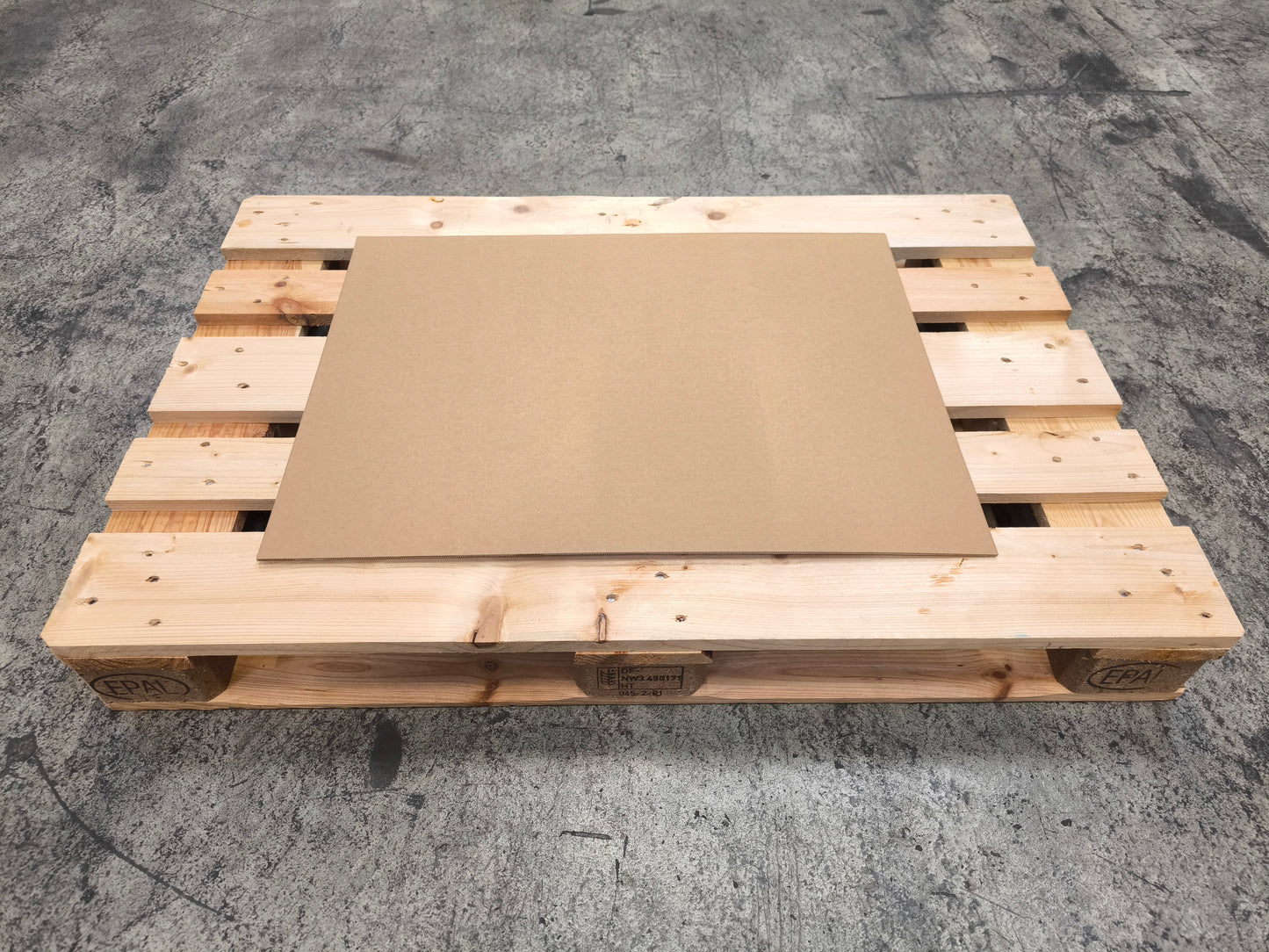 Format 785 x 585 mm W2