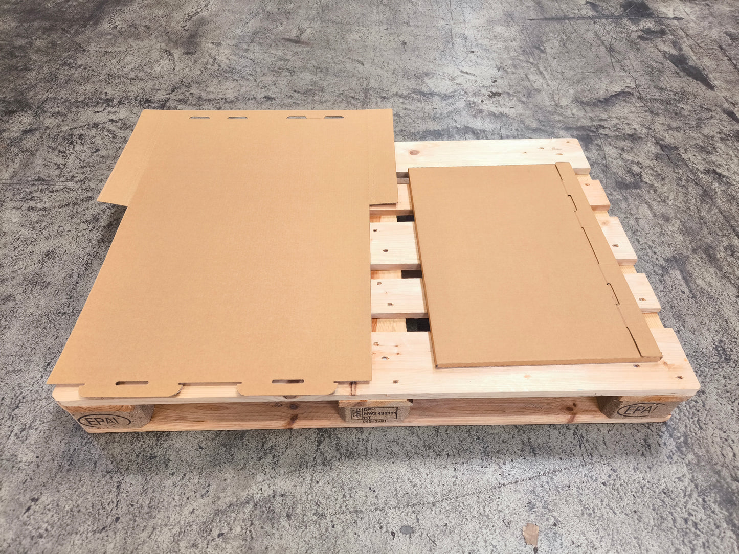 Kalenderverpackung 595 x 425 x 10 mm W2