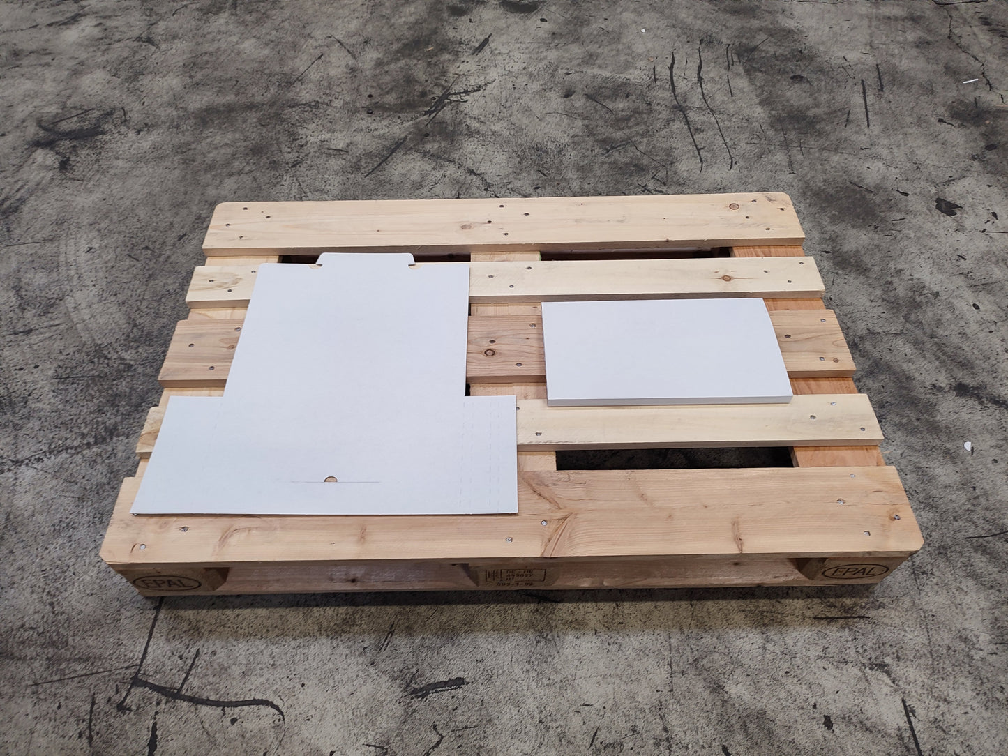 Kalenderverpackung 400 x 215 x 15 mm W1