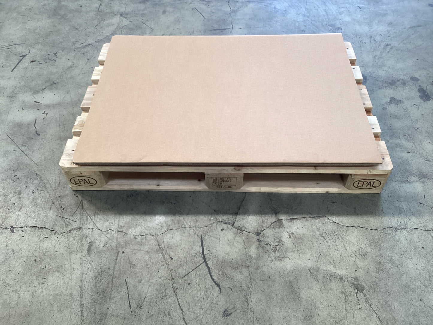 Format 1100 x 805 mm W4