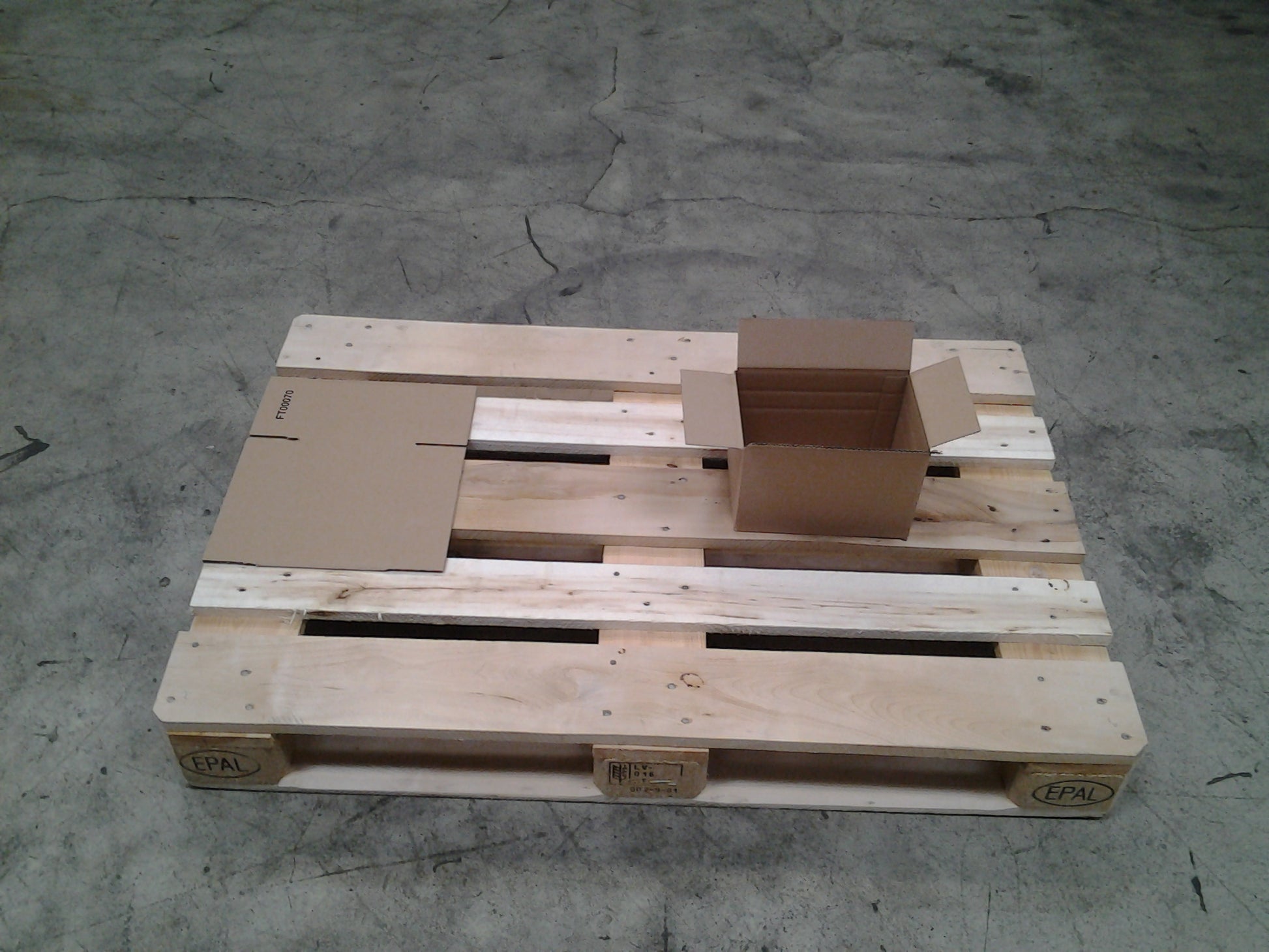 Faltkarton 240 x 140 x 170 mm W1