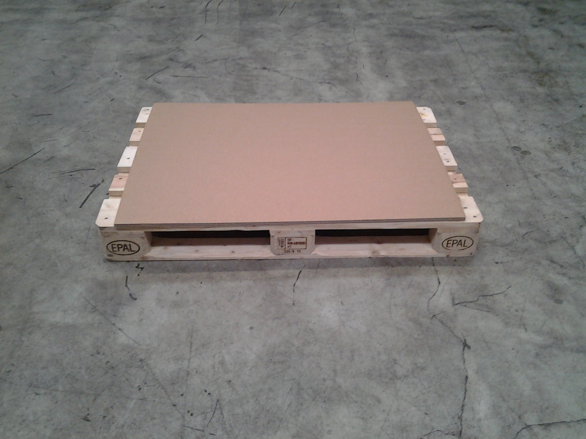 Format 1075 x 805 mm W3