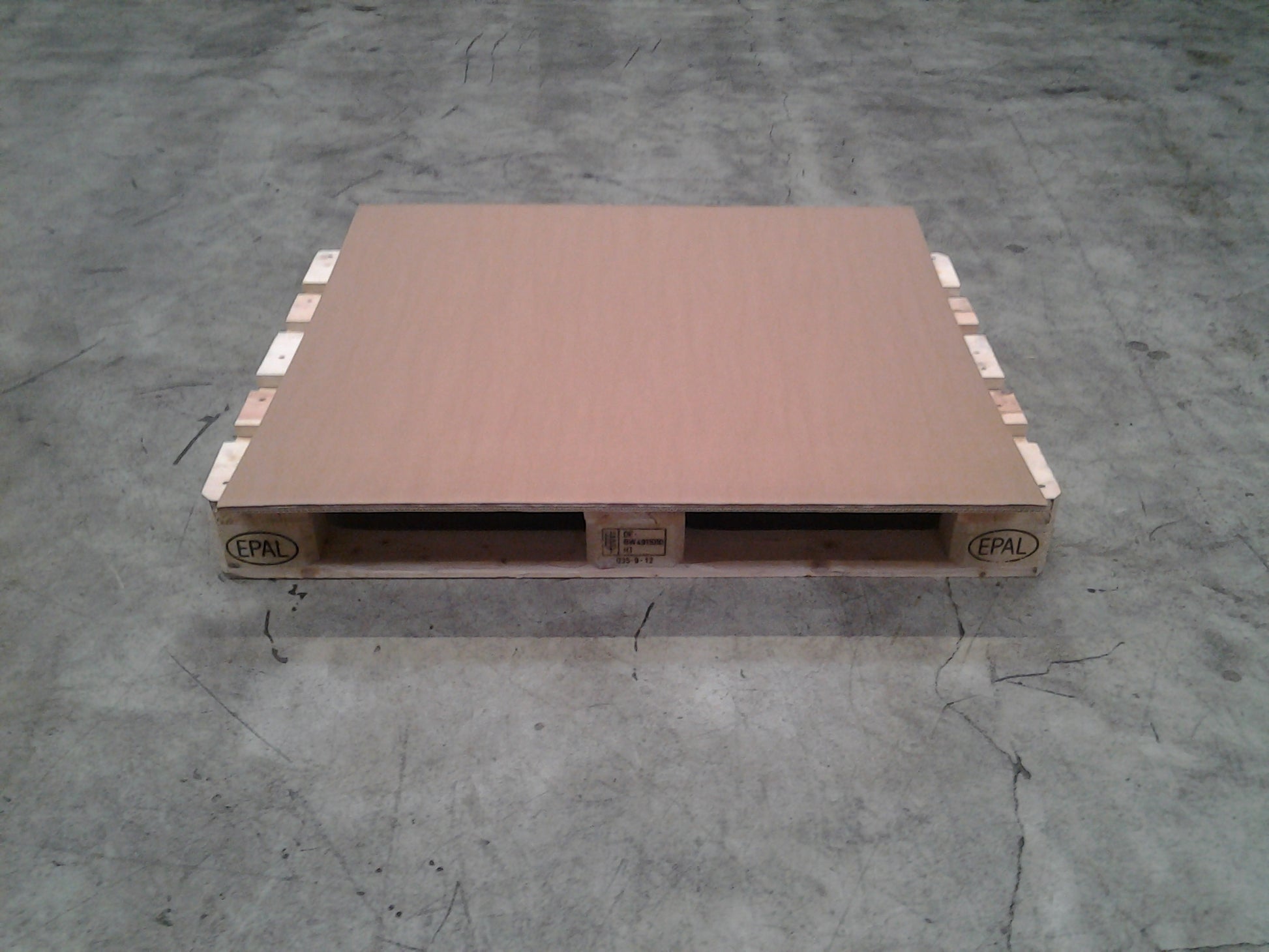 Format 1100 x 1000 mm W3
