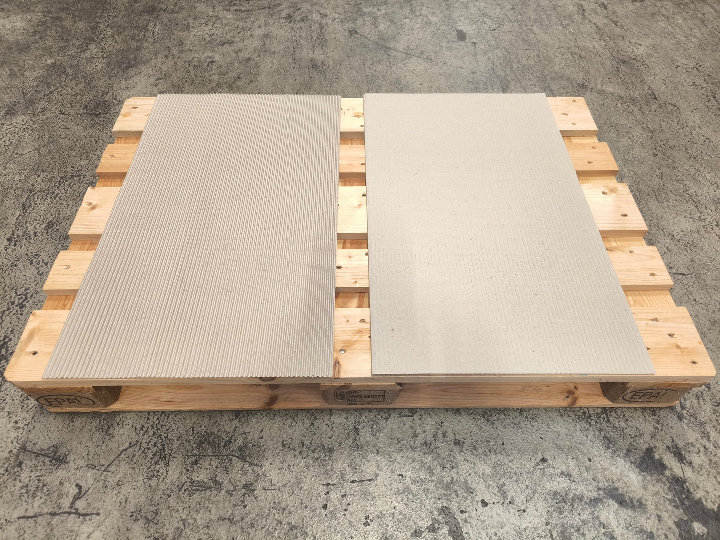 Format 800 x 480 mm W1