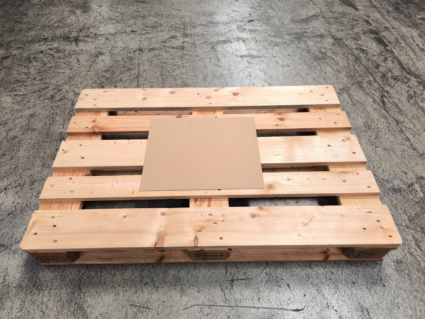 Format 450 x 372 mm W1