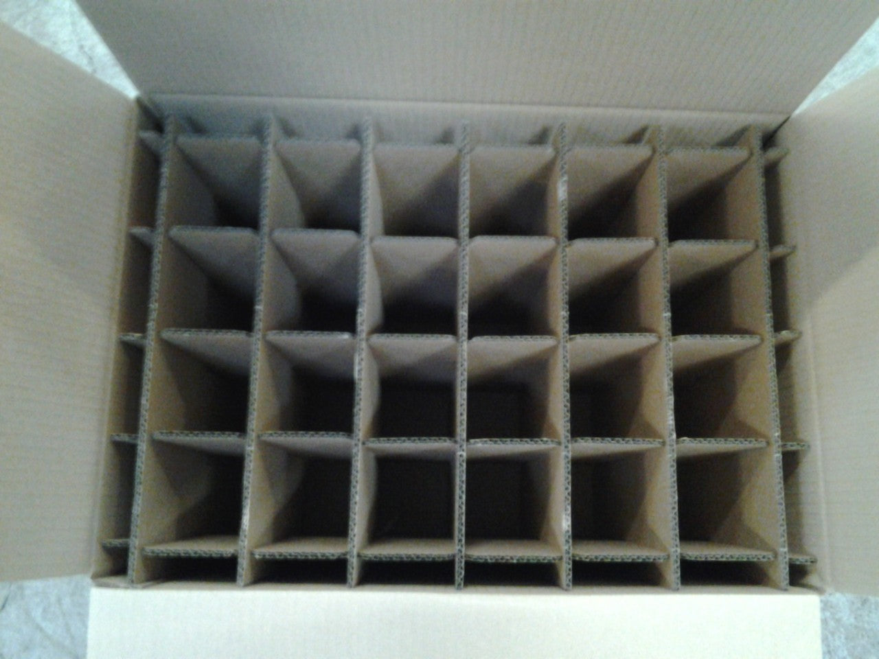 Flaschenversandkarton 538x378x314mm W2 24 Gefache