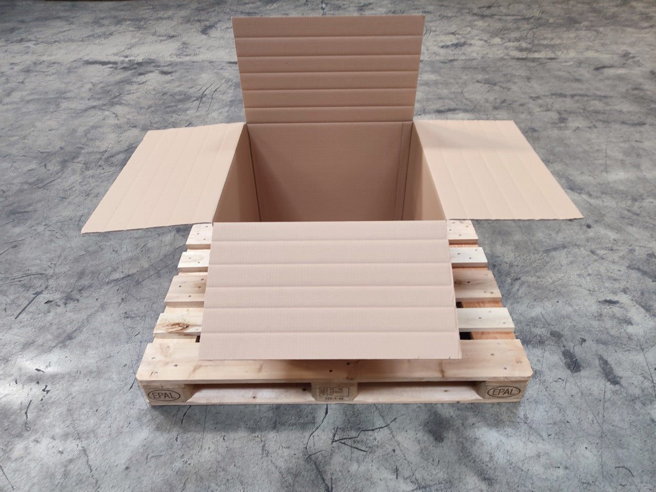 Faltkarton 586 x 586 x 472 mm W2