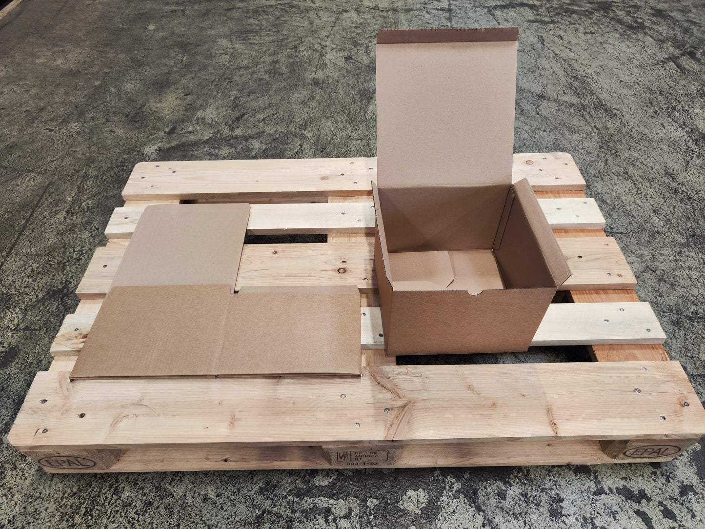 Faltkarton 265 x 265 x 185 mm W1