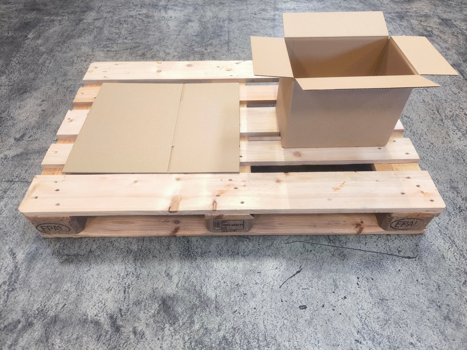 Faltkarton 330 x 220 x 250 mm W1