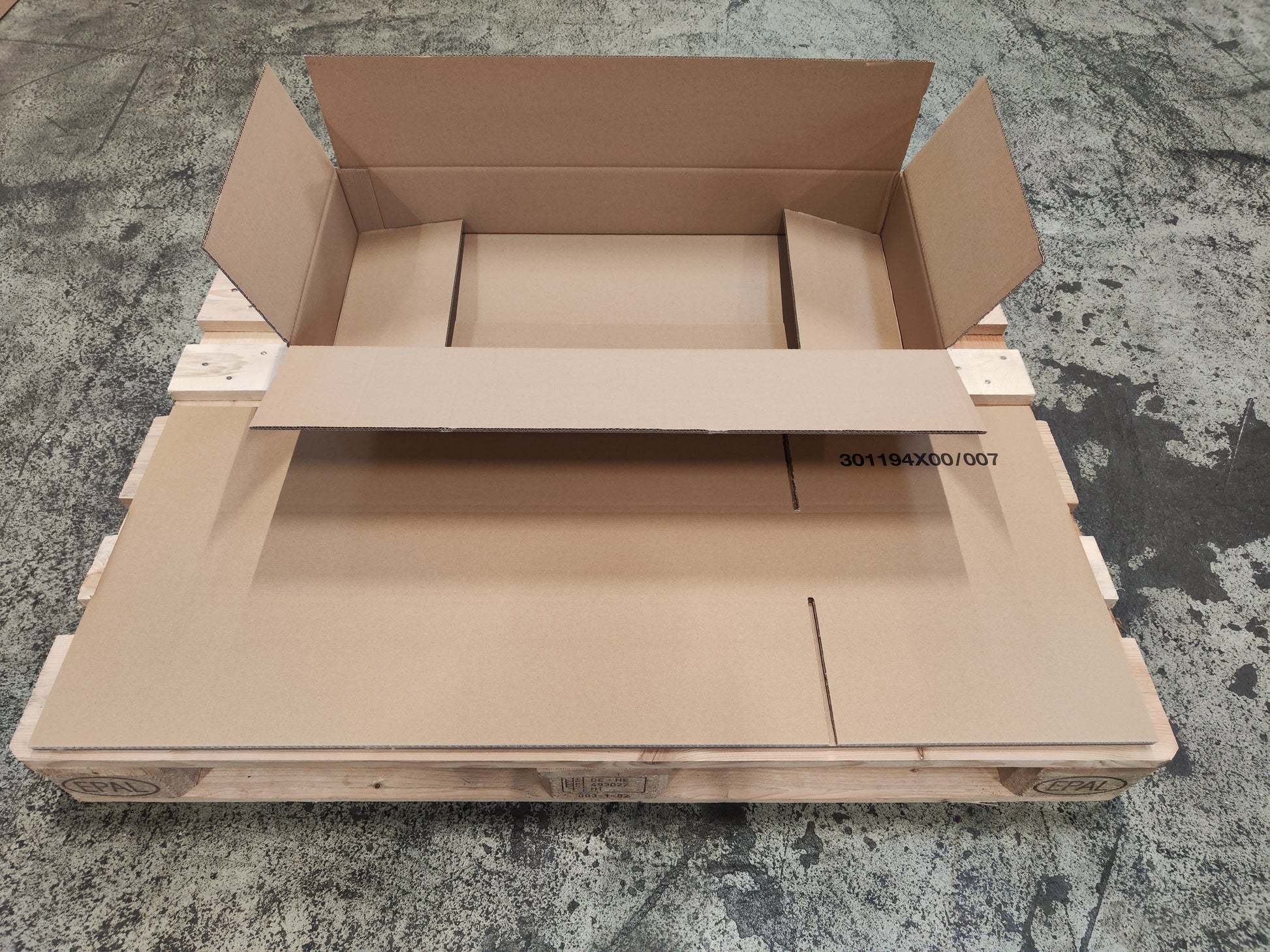 Faltkarton  805 x 330 x 110 mm W2