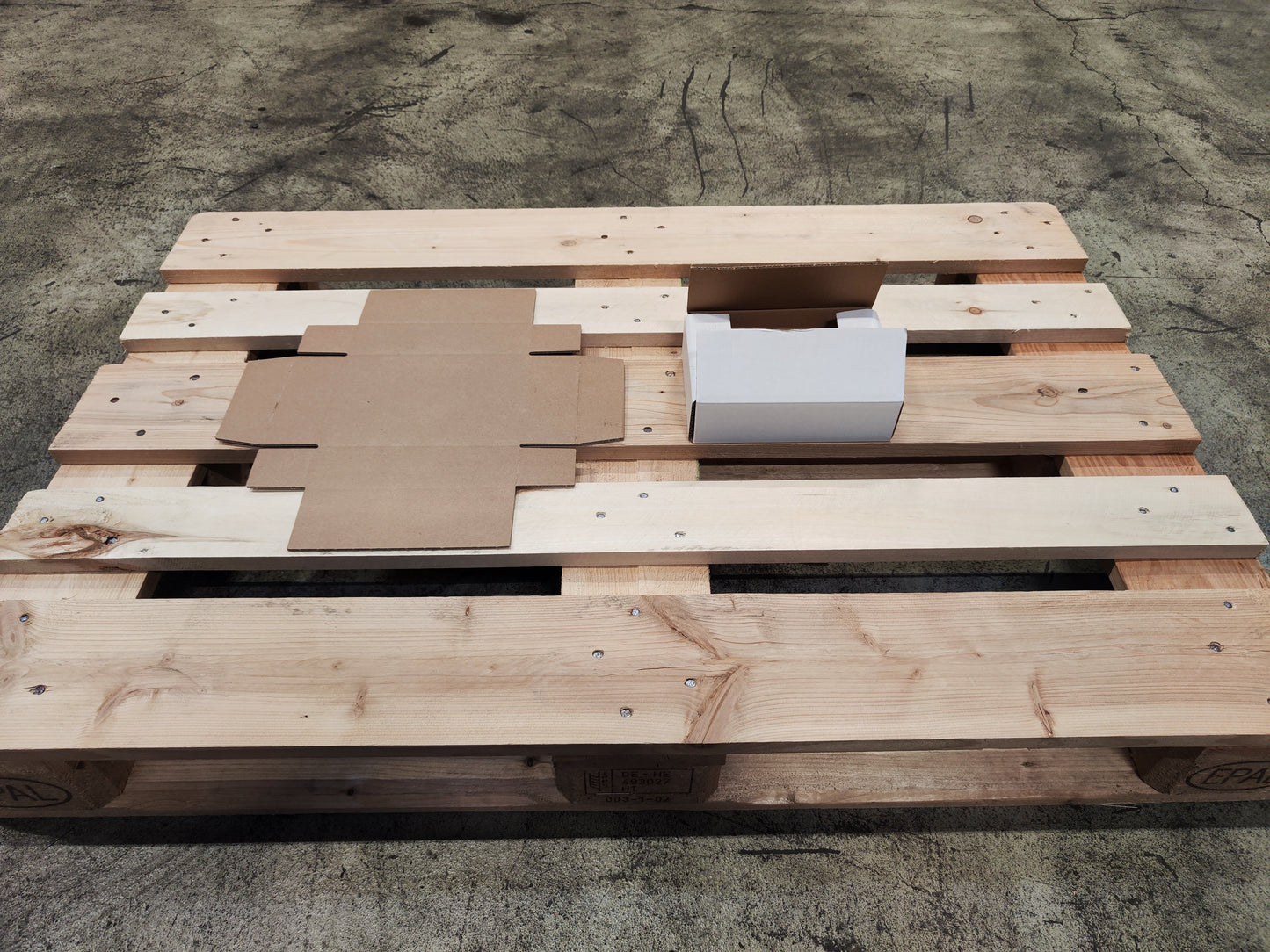 Faltkarton  200 x 140 x 50 mm W2