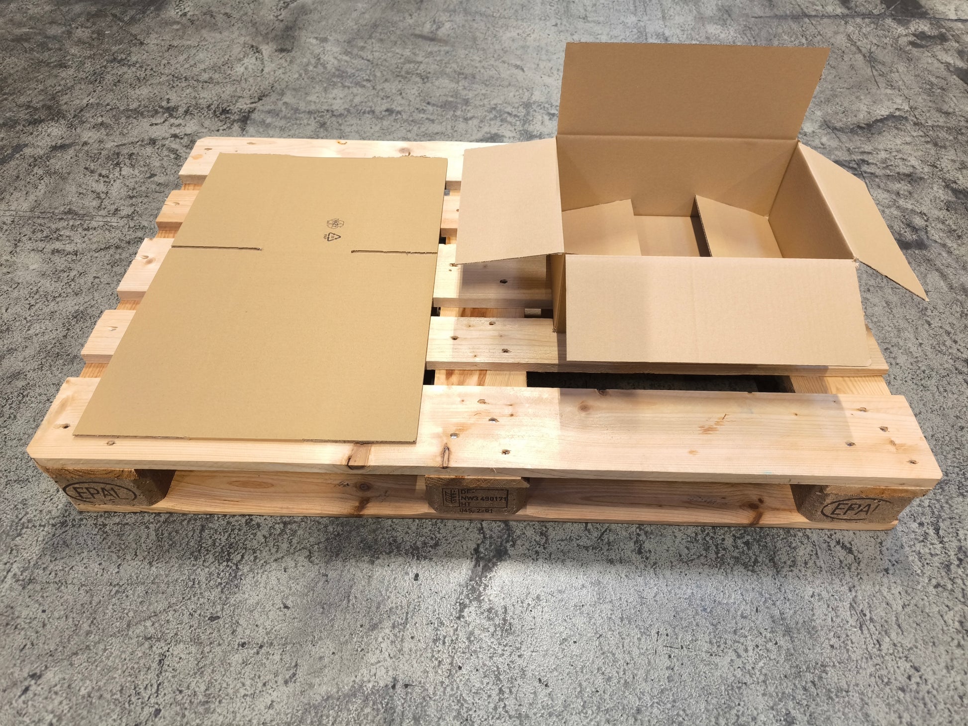 Faltkarton 390 x 295 x 150 mm W1