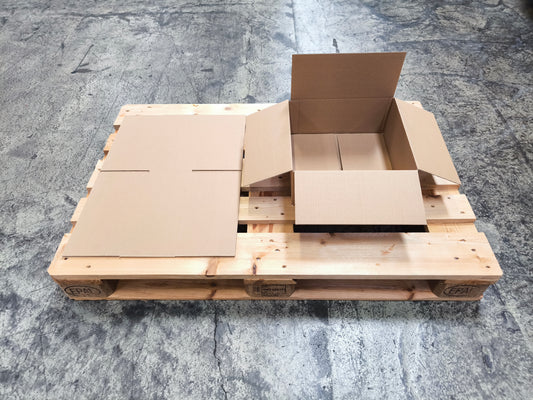 Faltkarton 335 x 320 x 145 mm W1)