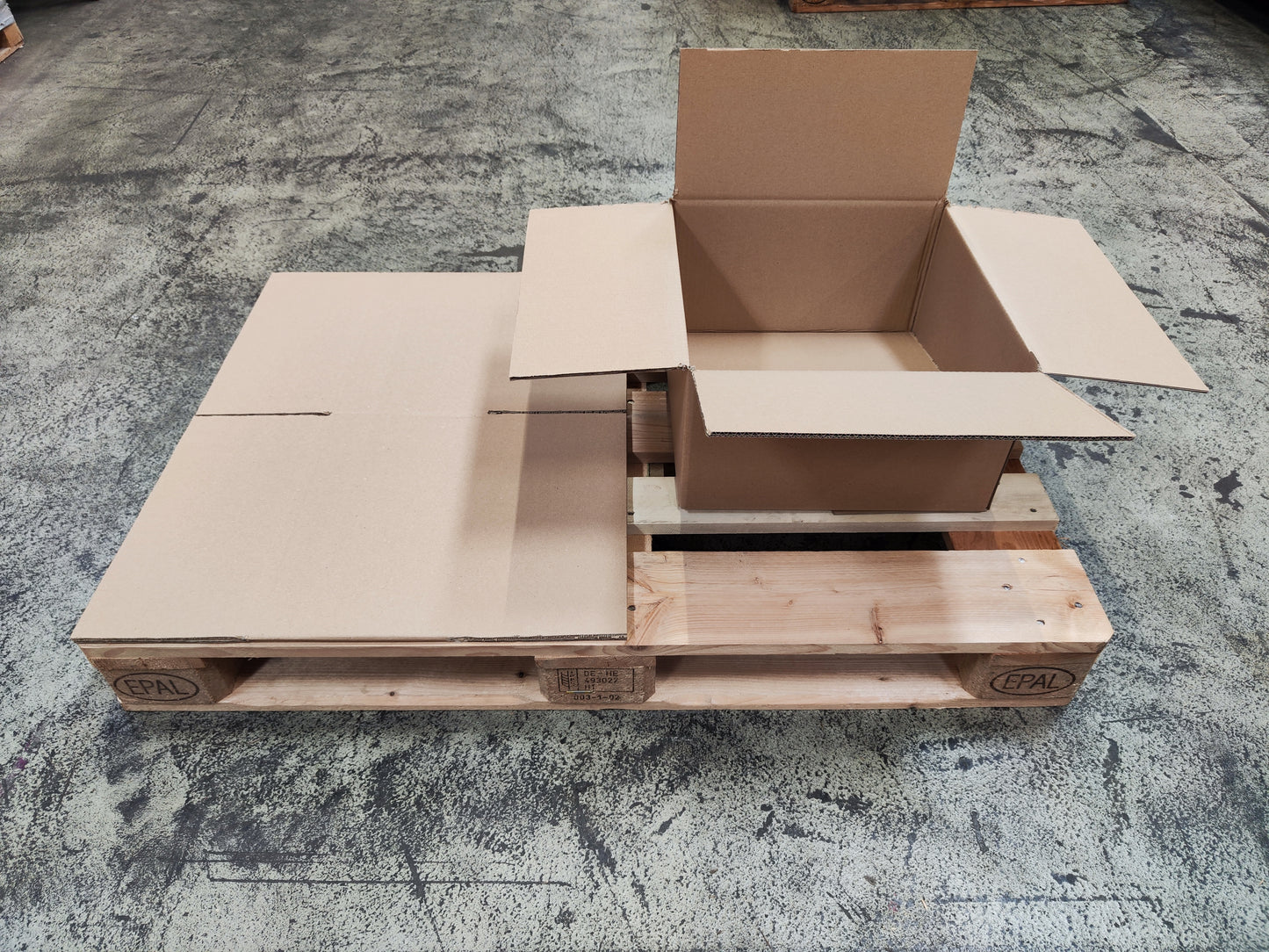 Faltkarton 392 x 392 x 215 mm W2