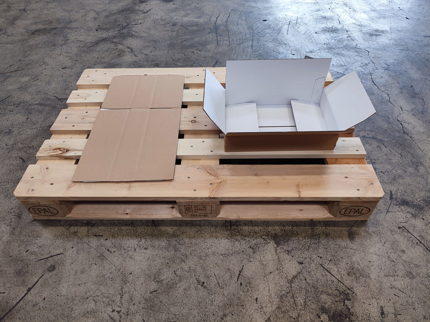 Faltkarton 390 x 260 x 68 mm W1