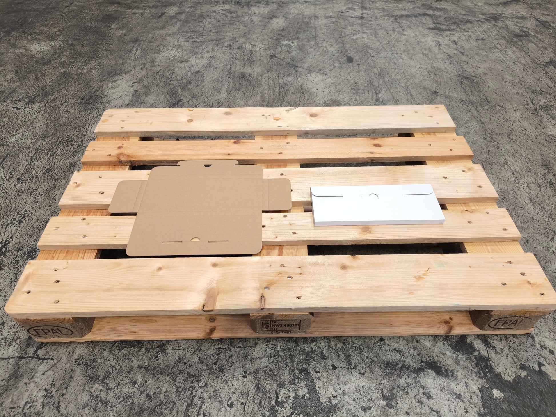 Kalenderverpackung 330 x 130 x 18 mm W1