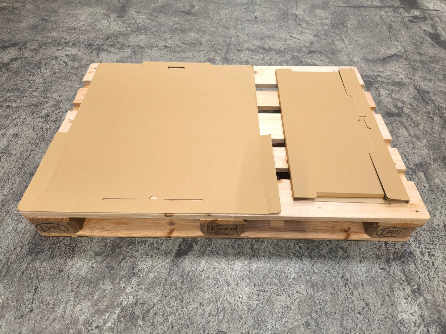 Kalenderverpackung 640 x 330 x 10 mm W1