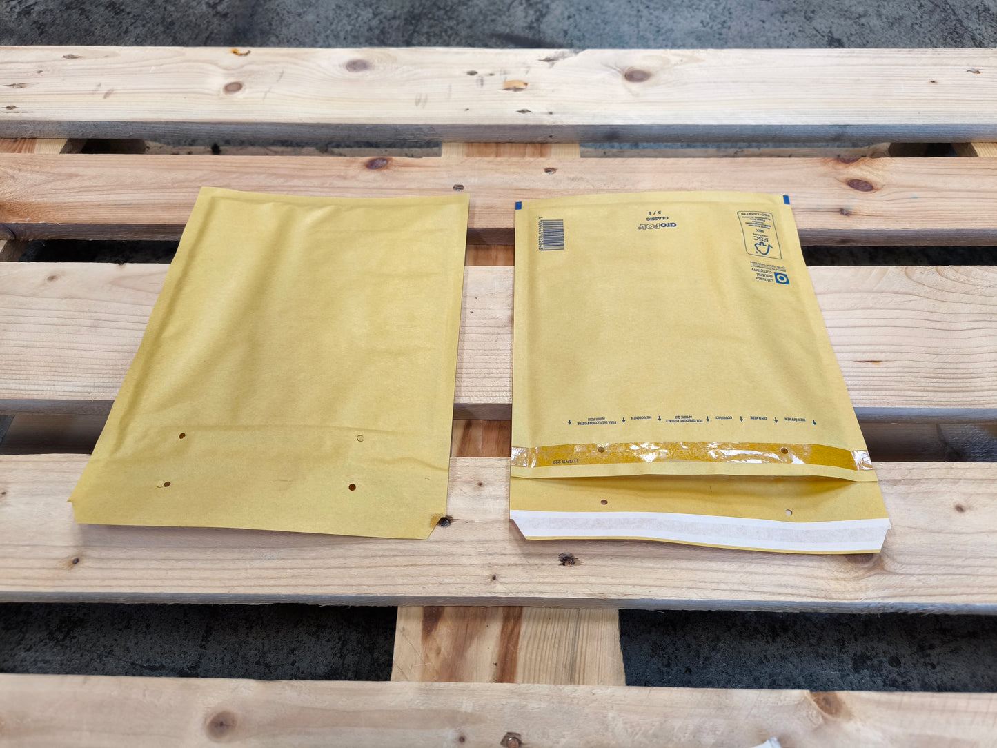 Versandtaschen  220 x 265 x 20 mm SK