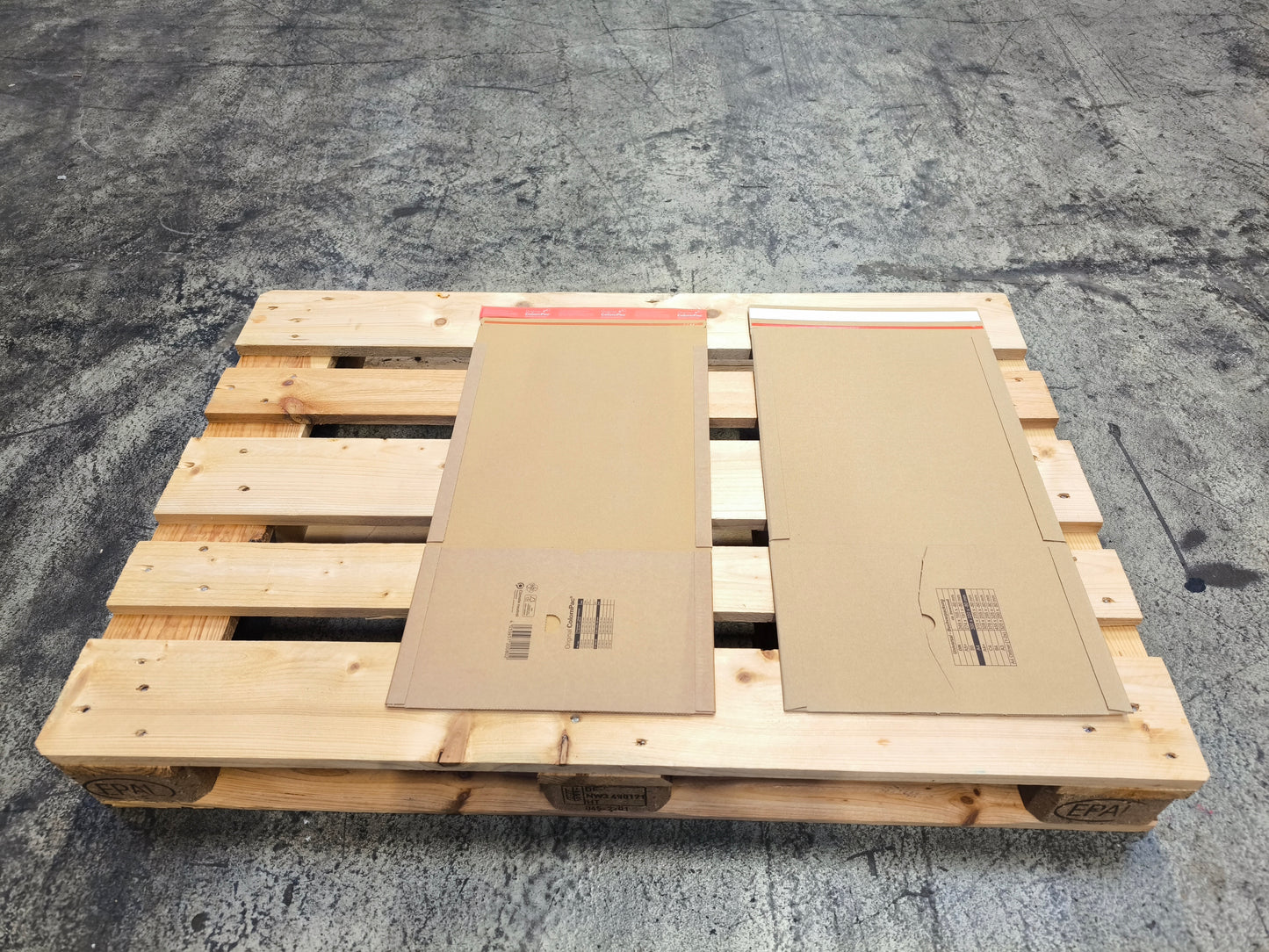 Versandtaschen Din A4  300 x 220 x 15-85 mm W1 Sk