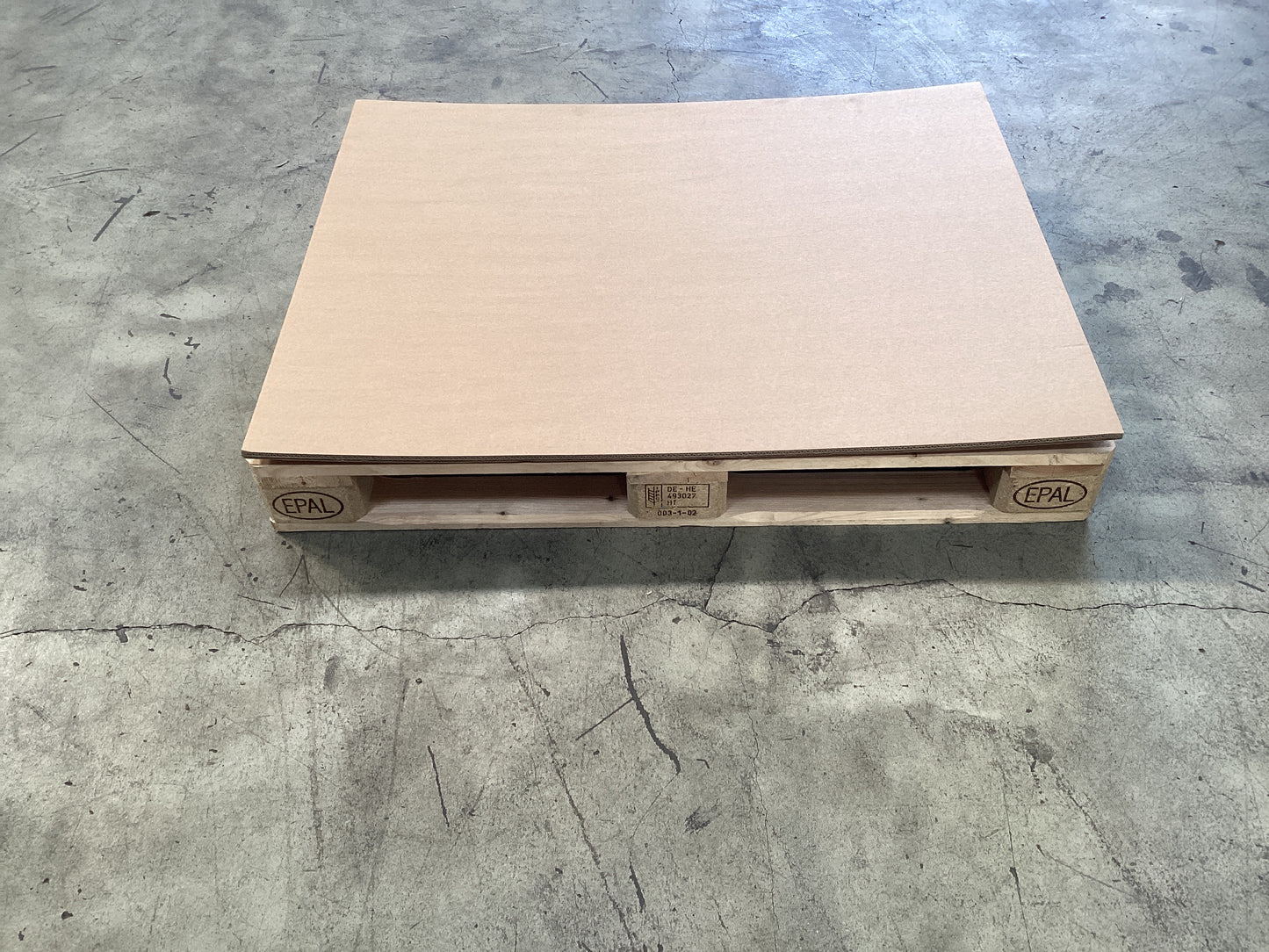 Format 1190 x 950 mm W4