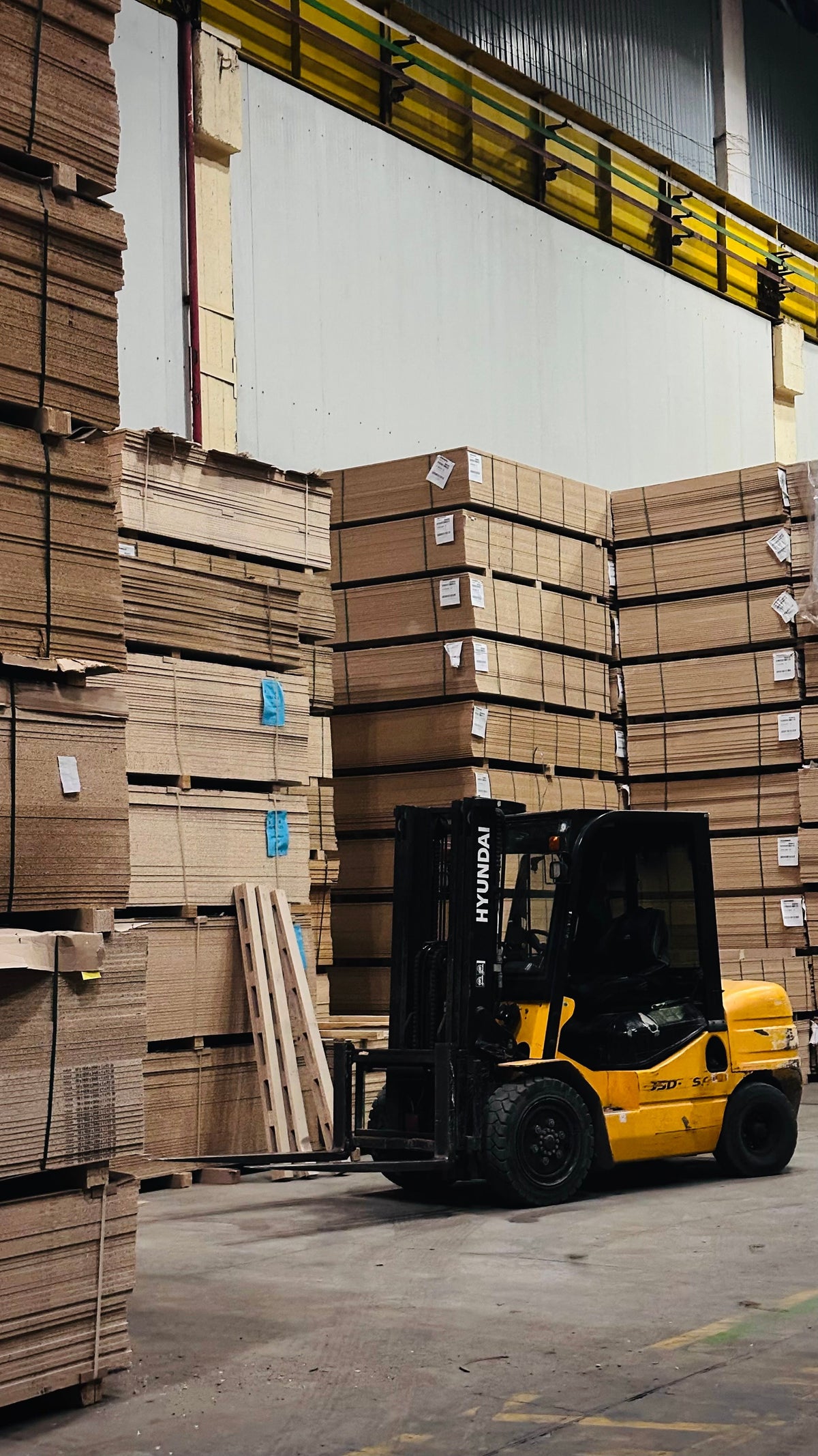 Kartonage & Verpackungsmaterial günstig kaufen — Kartonage Sonderposten